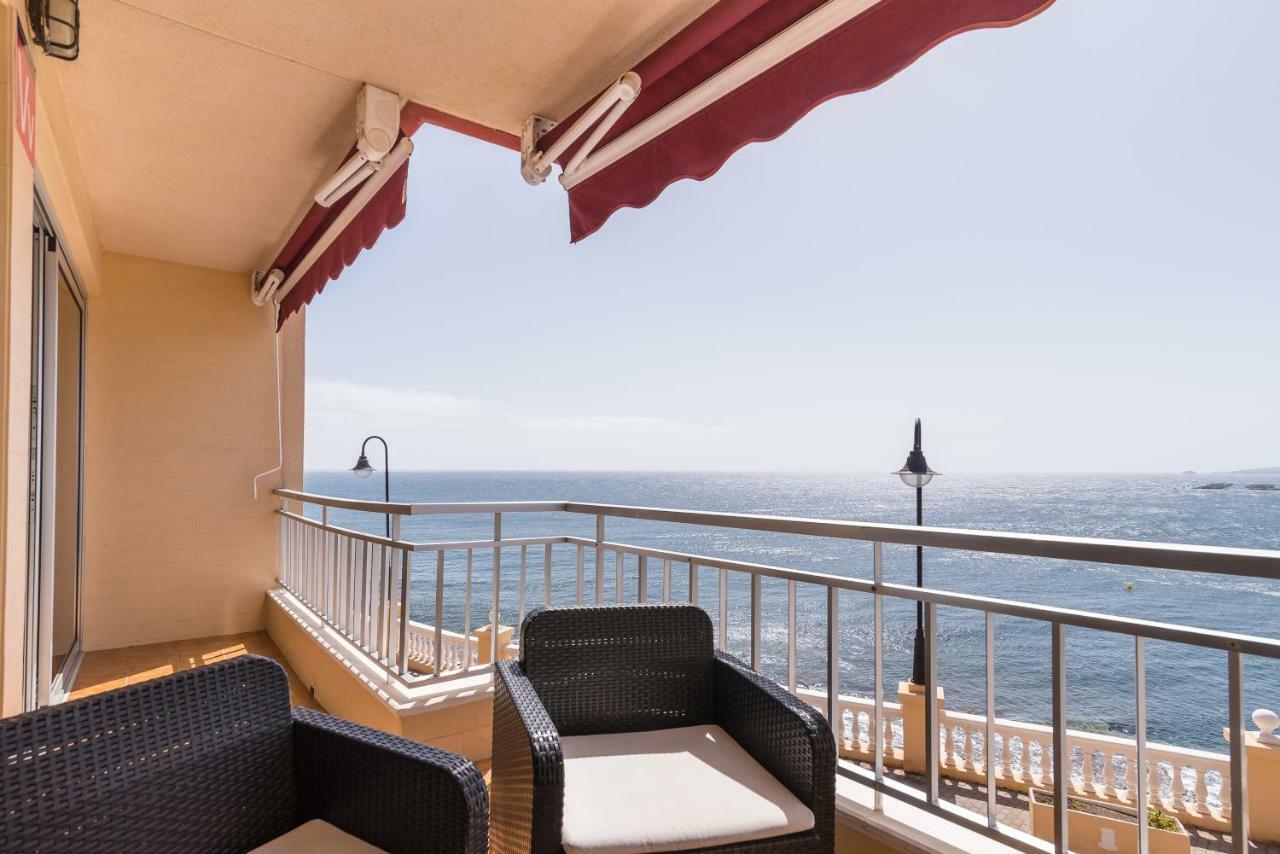 Piso En Primera Linea Con Vistas Directas Al Mar Melenara Exterior foto